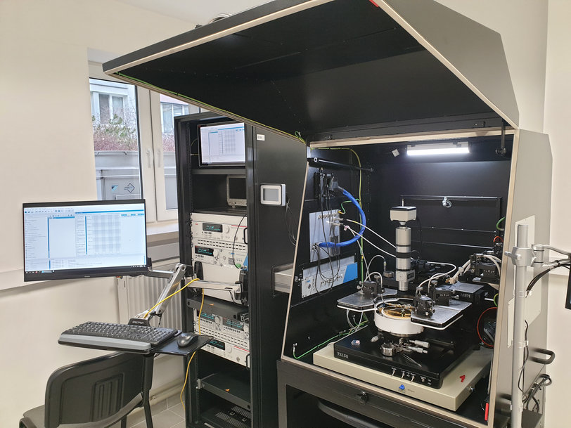 Łukasiewicz - Institute Microelectronics and Photonics Chooses Tektronix for Semiconductor Testing at Very Low Currents